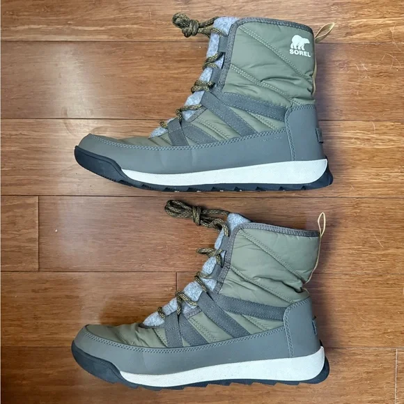 Sorel Women Whitney II Winter Boots, Size: 9.5, Color: Green, Great Condition - Picture 10 of 12